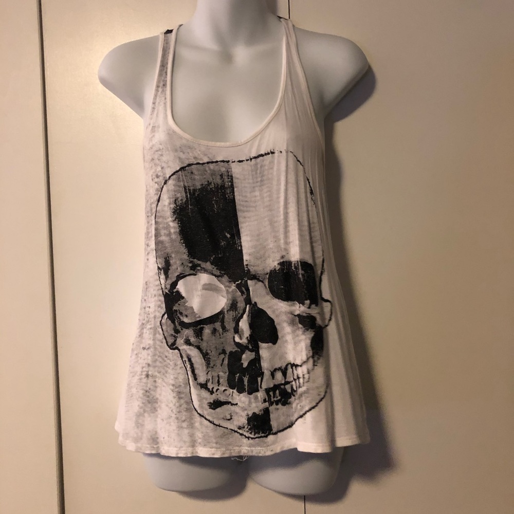✨Black Skull Tank Top